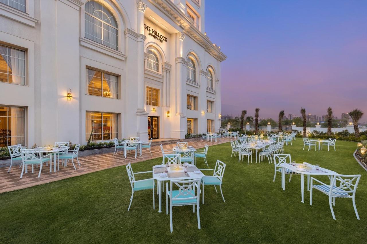 Hotel Hillock Ahmedabad Extérieur photo