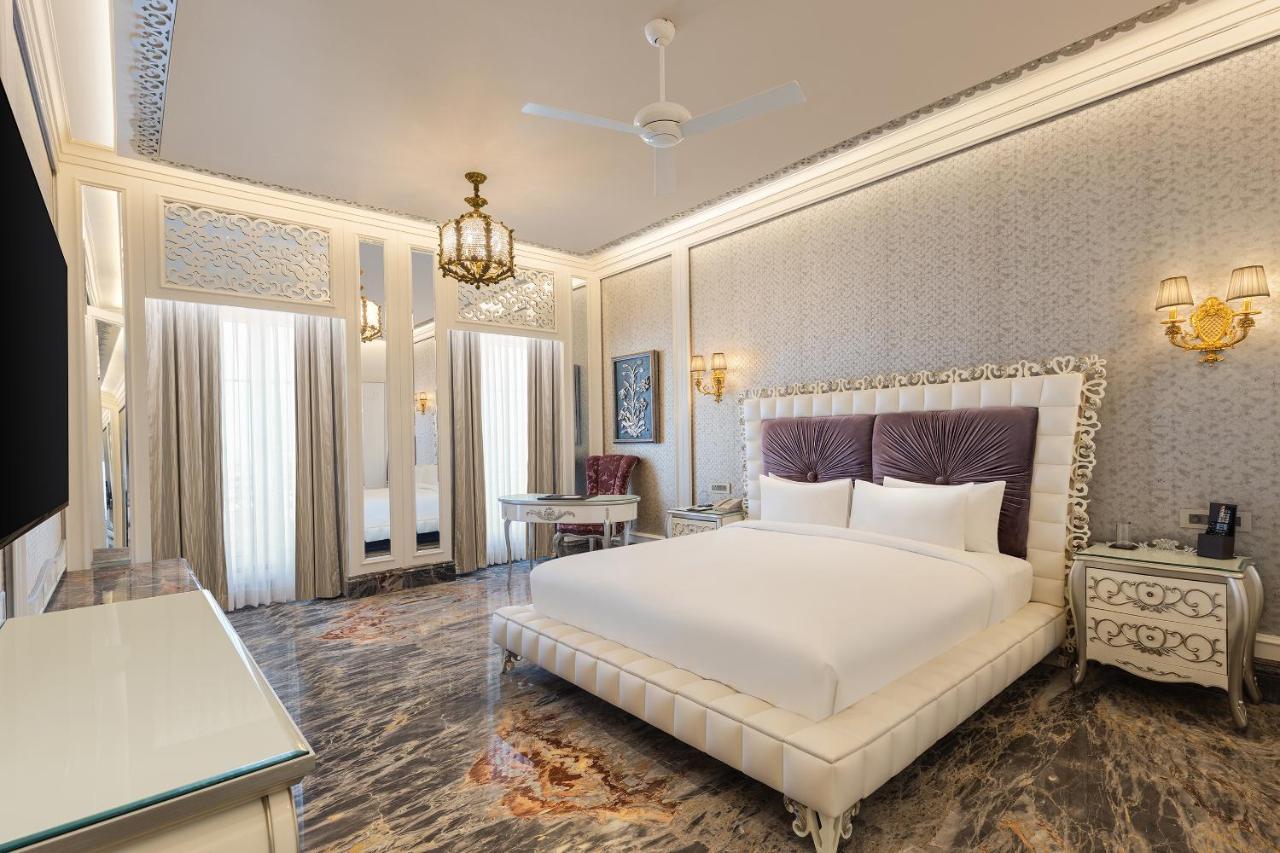 Hotel Hillock Ahmedabad Extérieur photo